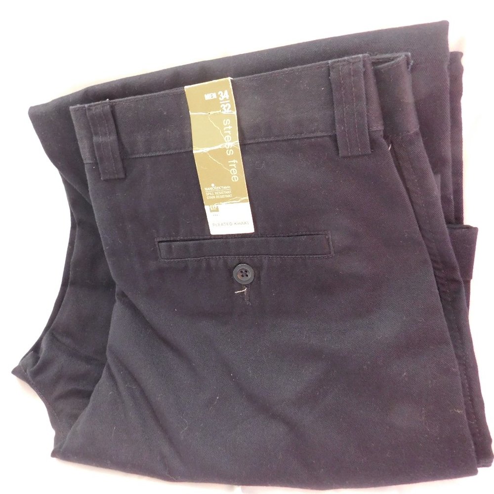 GAP Khakis Pleated Front Navy Blue Men's 34w" x 32L" Brand NEW